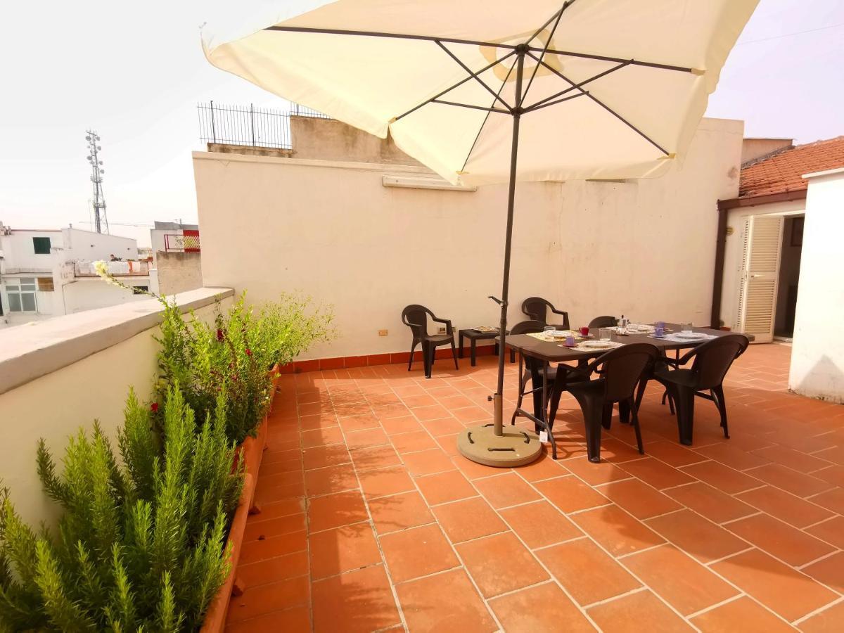 Terrazza Cavour Apartment Bari Exterior photo